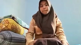Pelajar Hijab SMA Baju Pramuka Colmek