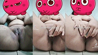 Zieya ABG SMA Colmek Pake Botol Minyak 1