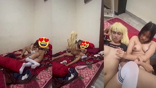 Windy Threesome Lesbi Ngentot 3